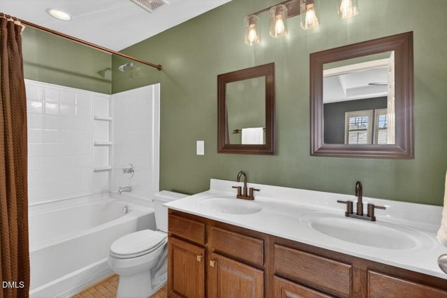 548 Abbey Fields Loop, Morrisville, NC 27560