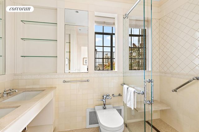 300 CENTRAL Park W PH19J, New York City, NY 10024