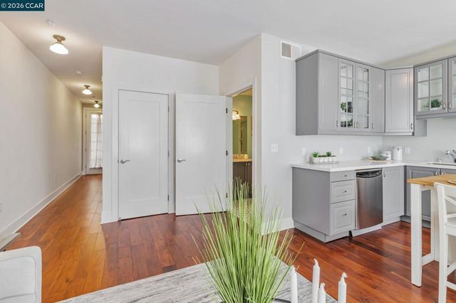 4395 Piedmont Ave P208, Oakland, CA 94611