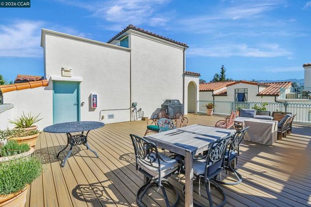 4395 Piedmont Ave P208, Oakland, CA 94611