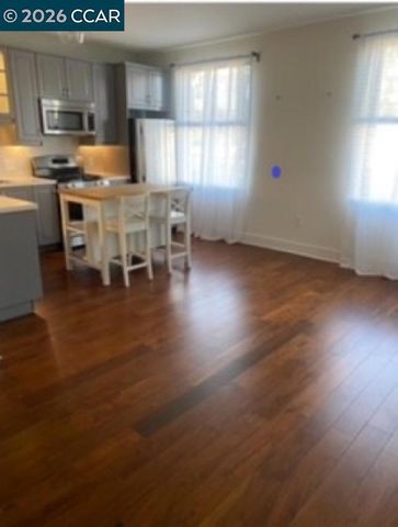 4395 Piedmont Ave P208, Oakland, CA 94611