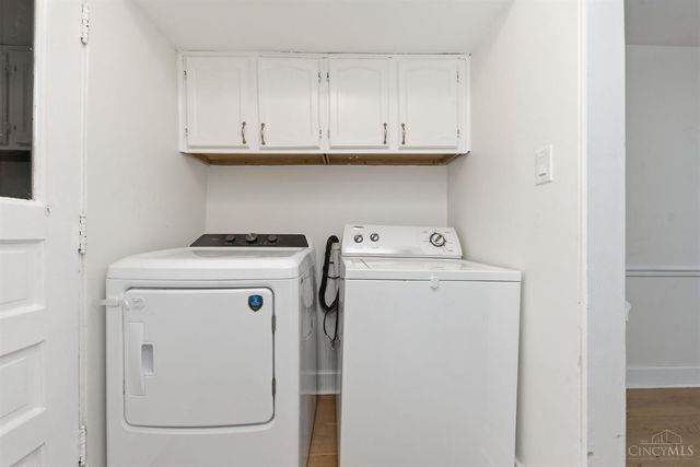 867 E Columbia Avenue, Reading, OH 45215