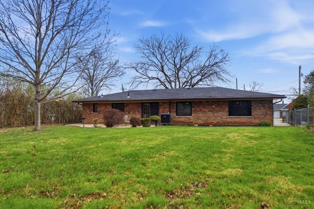 867 E Columbia Avenue, Reading, OH 45215