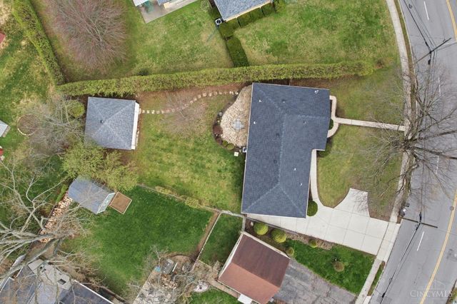 867 E Columbia Avenue, Reading, OH 45215