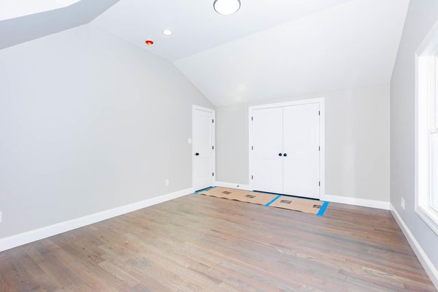 29 Ireland Place, West Babylon, NY 11704