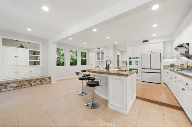 25 Garnet, Irvine, CA 92620