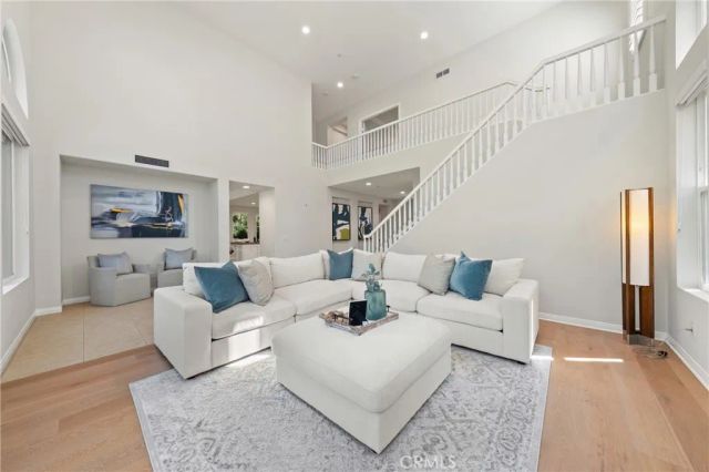 25 Garnet, Irvine, CA 92620