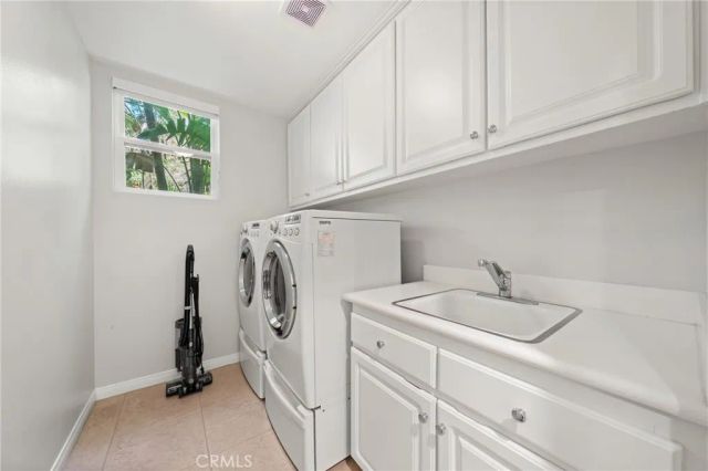 25 Garnet, Irvine, CA 92620