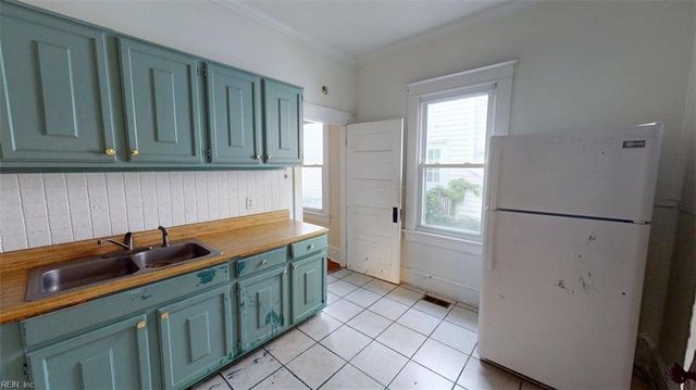 250 Lee ST, Hampton, VA 23669