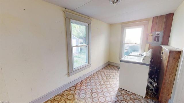 250 Lee ST, Hampton, VA 23669