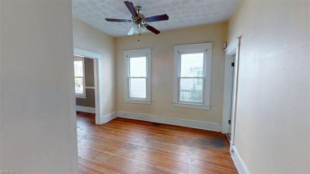 250 Lee ST, Hampton, VA 23669