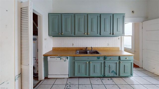 250 Lee ST, Hampton, VA 23669