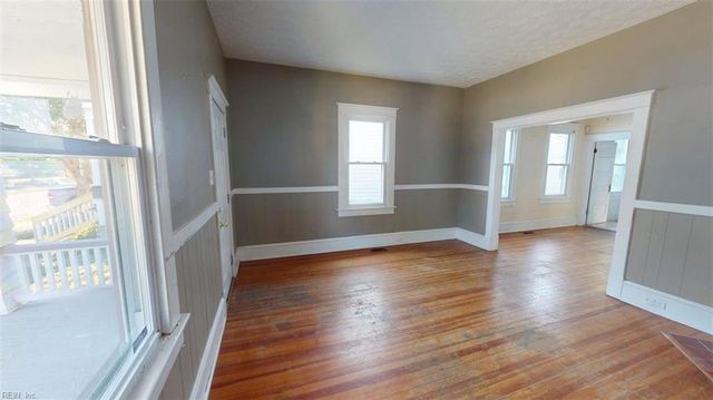250 Lee ST, Hampton, VA 23669