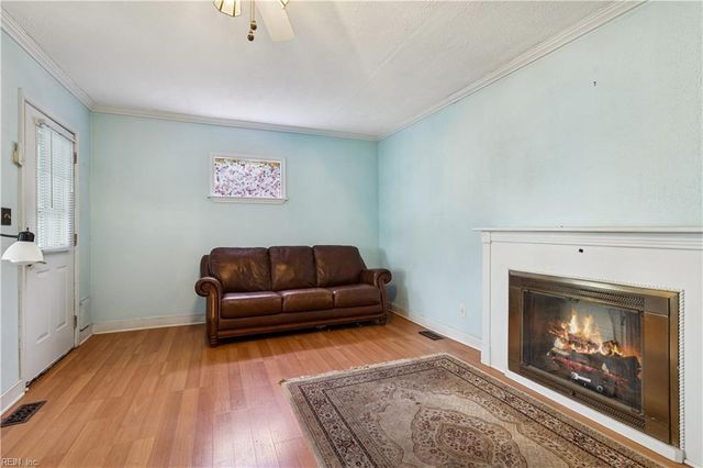 569 W Ocean View AVE, Norfolk, VA 23503