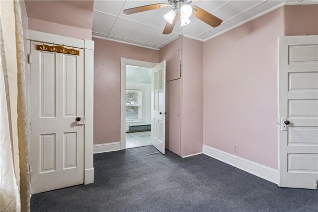 569 W Ocean View AVE, Norfolk, VA 23503