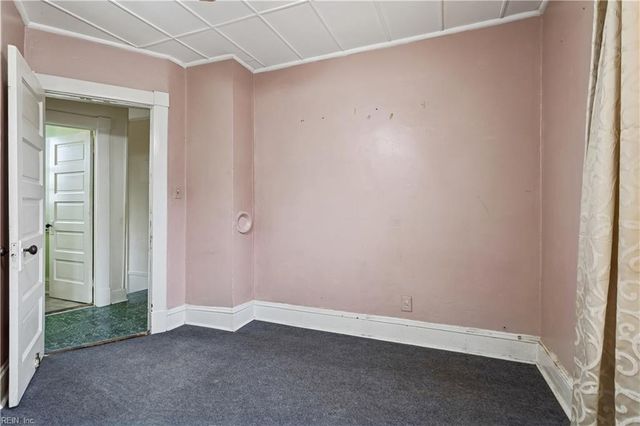 569 W Ocean View AVE, Norfolk, VA 23503