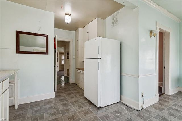 569 W Ocean View AVE, Norfolk, VA 23503