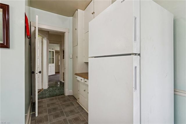 569 W Ocean View AVE, Norfolk, VA 23503