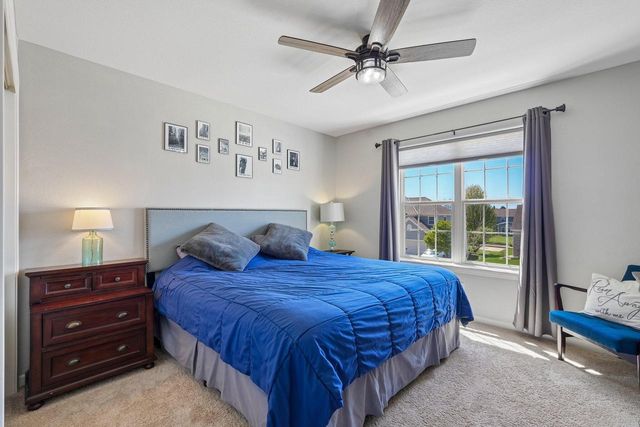 1842 Windrush DRIVE, Grafton, WI 53024