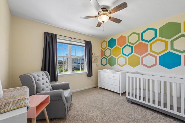 1842 Windrush DRIVE, Grafton, WI 53024