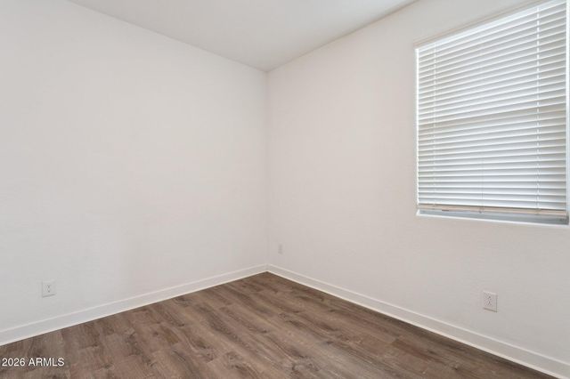 2566 W Huntington Drive, Phoenix, AZ 85041