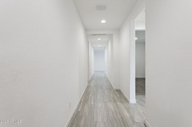 2566 W Huntington Drive, Phoenix, AZ 85041