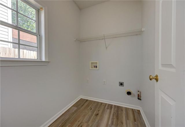 118 Wallnut Hall Circle, Woodstock, GA 30189
