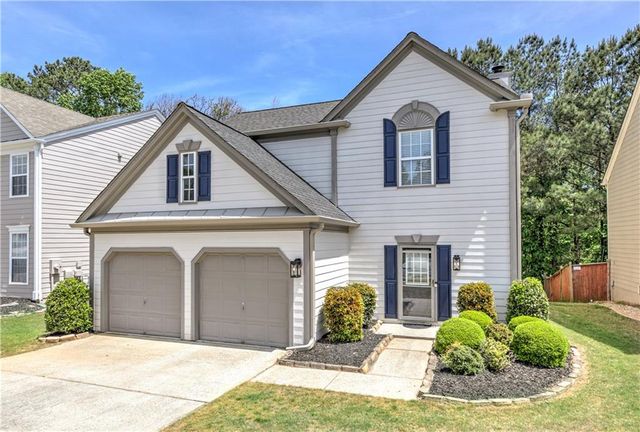 118 Wallnut Hall Circle, Woodstock, GA 30189