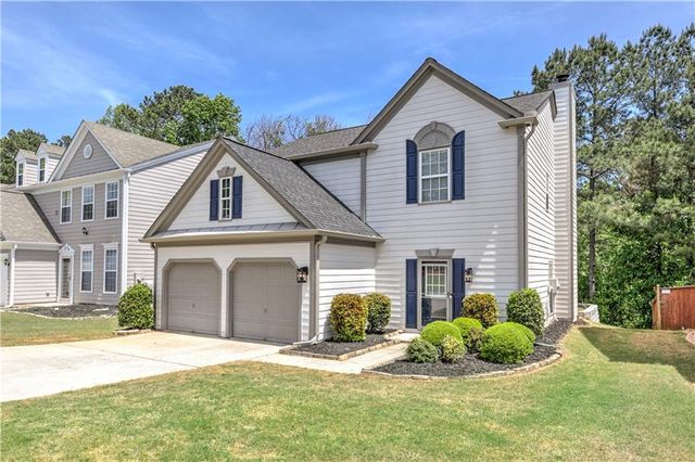 118 Wallnut Hall Circle, Woodstock, GA 30189