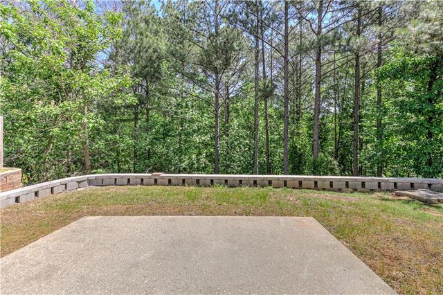 118 Wallnut Hall Circle, Woodstock, GA 30189