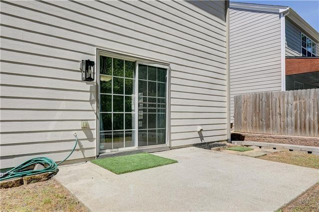 118 Wallnut Hall Circle, Woodstock, GA 30189