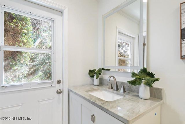 8134 VERACRUZ Drive, Jacksonville, FL 32211