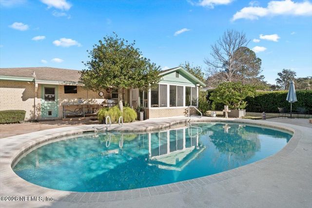 8134 VERACRUZ Drive, Jacksonville, FL 32211