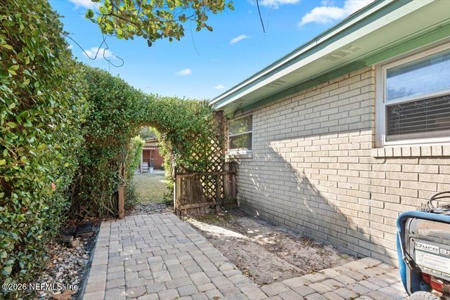 8134 VERACRUZ Drive, Jacksonville, FL 32211