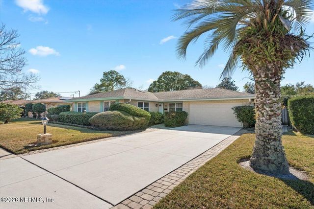 8134 VERACRUZ Drive, Jacksonville, FL 32211