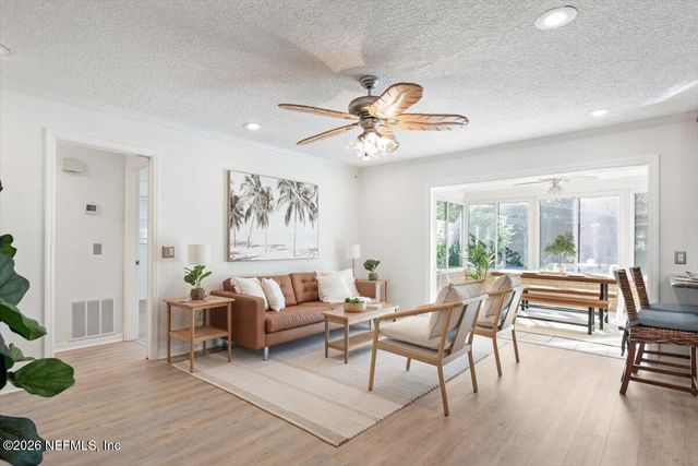 8134 VERACRUZ Drive, Jacksonville, FL 32211