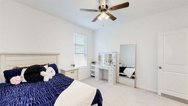 711 Hooks Trail Lane, League City, TX 77573