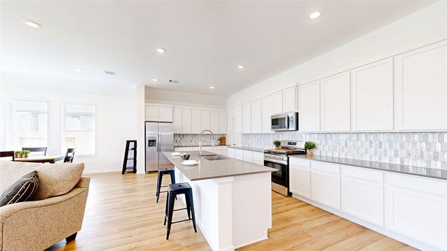 711 Hooks Trail Lane, League City, TX 77573