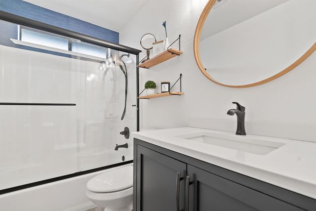 2797 Oak Creek Ct, Cameron Park, CA 95682