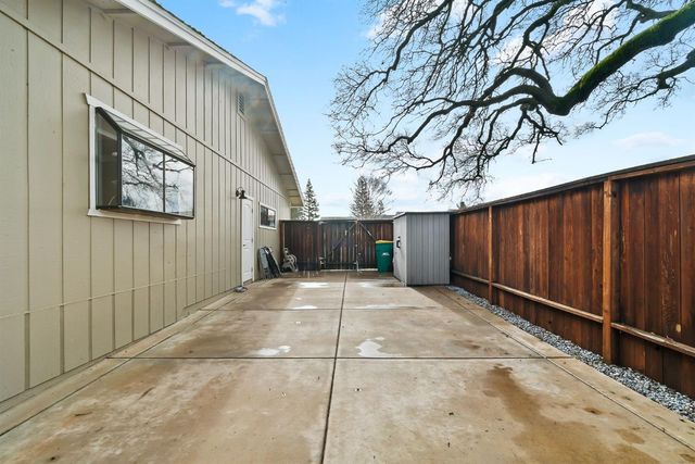 2797 Oak Creek Ct, Cameron Park, CA 95682