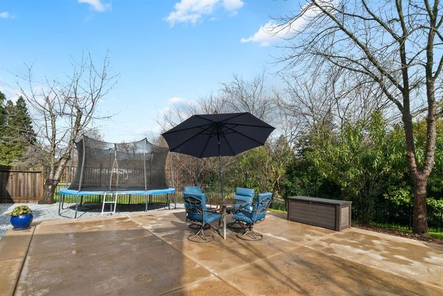 2797 Oak Creek Ct, Cameron Park, CA 95682