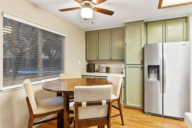 9324 Whittemore Dr, Elk Grove, CA 95624