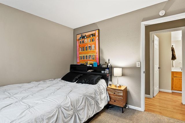 9324 Whittemore Dr, Elk Grove, CA 95624