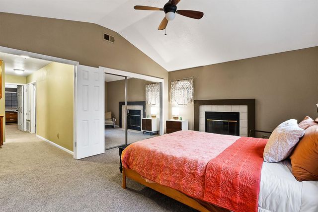 9324 Whittemore Dr, Elk Grove, CA 95624