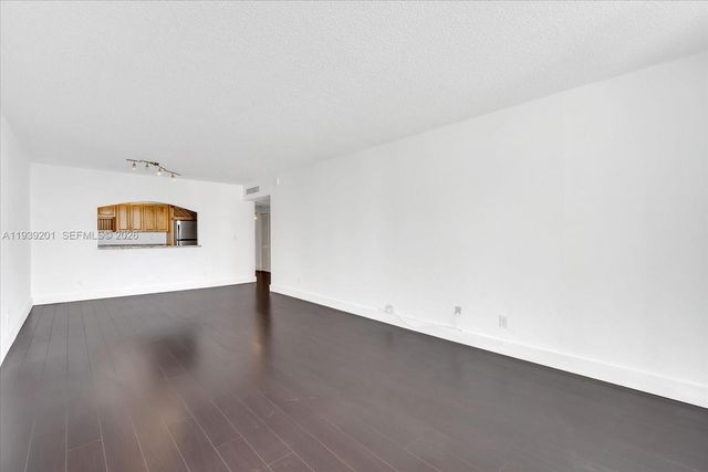 19390 Collins AV 1211, Sunny Isles Beach, FL 33160