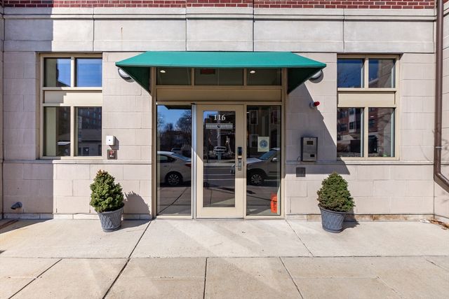 116-128 Rantoul St. 509, Beverly, MA 01915