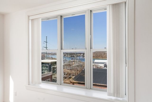 116-128 Rantoul St. 509, Beverly, MA 01915