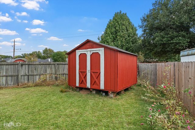 6020 Applegate Circle, Bossier City, LA 71111