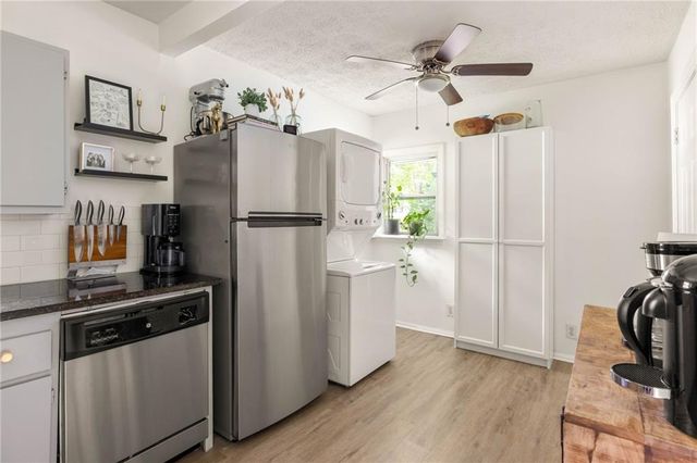 865 Stokeswood Avenue SE, Atlanta, GA 30316