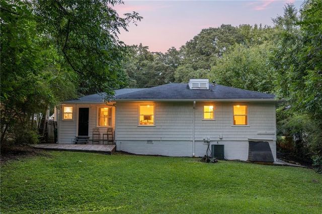 865 Stokeswood Avenue SE, Atlanta, GA 30316